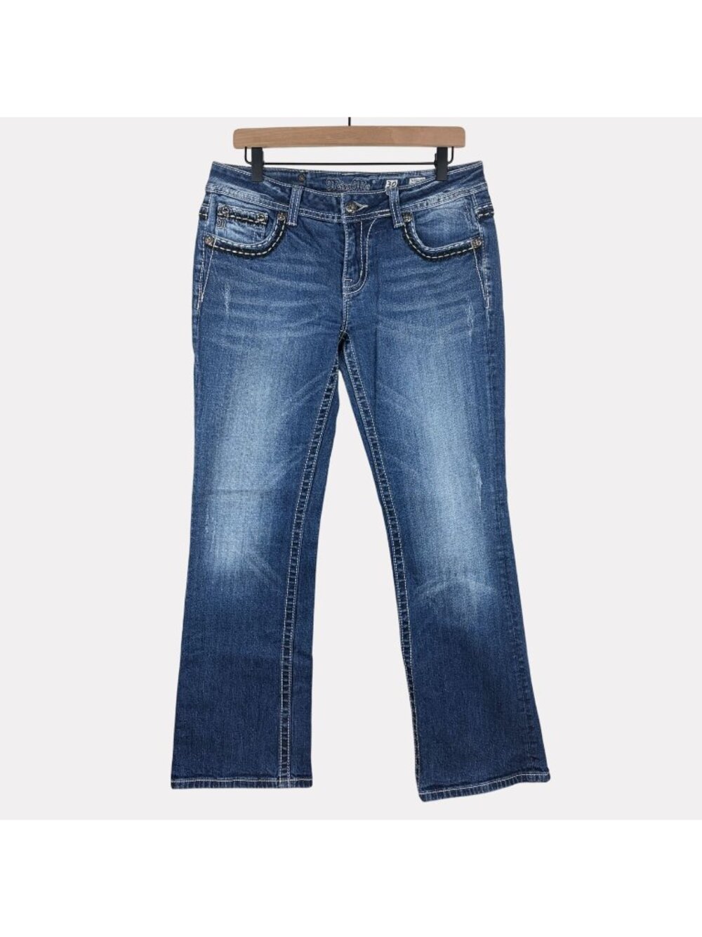 Miss Me Easy Boot Bling Flap Pocket Jeans Womens 30 Medium Wash Blue JE566ZER